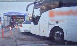 Yolcu otobüsünün çarptığı otomobilin sürüklendiği anlar araç kamerasına yansıdı