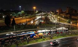 Zeytinburnu'nda iki tramvayın çarpıştığı kaza yeri havadan görüntülendi