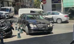 Bursa’da kavşakta çarpıştılar: Motosiklet sürücüsü yaralandı