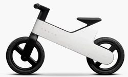 Pedalsız, motorsuz sadece Tesla!