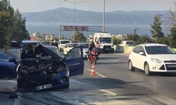 Bursa’da seyir halindeki otomobil alev alev yandı: Facia kıl payı önlendi