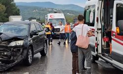 TEM'de 10 araç birbirine girdi: Yaralılar var