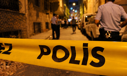 Tıkanan lavaboyu açmak istediler: Kimyasallar patladı