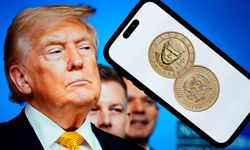 ABD'de Trump portreli 1 dolarlık madeni para basıldı