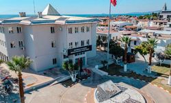 Seferihisar'da İki belediye meclis üyesi dahil 29 kişi tutuklandı