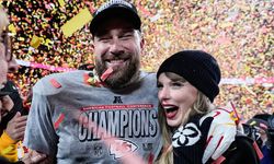 Taylor Swift’den eşine tribünde sevgi gösterisi: “İşte benim kocam!”