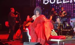 Diva memleketi Bursa’da alkışlarla karşılandı
