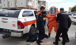 Karı koca evlerinde ölü bulundu: Kimyasal madde şüphesi