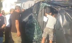 Manavgat’ta 3 araç kazaya karıştı: 15’i turist 17 yaralı