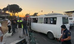 Beton mikseri iki servise çarptı: 10 yaralı