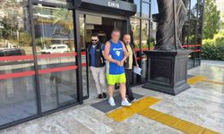 Alanya'da Türk bayrağına tüküren İngiliz turist tutuklandı