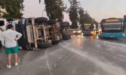 Antalya'da beton mikseri devrildi: 1 yaralı