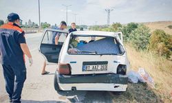 Çorum'da hafif ticari araç ile otomobil çarpıştı: 3 yaralı