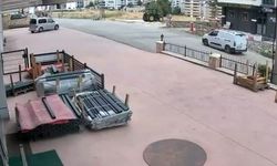 El freni çekilmeyi unutulan araç iş yerine girdi