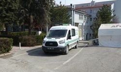 Hekimhan'da emekli öğretmen evinde ölü bulundu