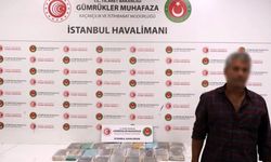 İstanbul Havalimanı'nda uyuşturucu operasyonu: 3 kişi yakalandı, pilot kıyafeti şüpheli aranıyor