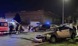 Kayseri'de ticari taksi otomobil ile çarpıştı: 1 yaralı