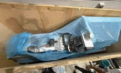 Mersin'de plastik ambalaj dükkanında uyuşturucu imalathanesi ortaya çıkarıldı: 100 bin sentetik ecza hap ele geçirildi