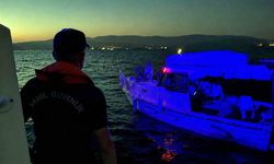 Motor arızası yapan tekne ve içindeki iki kişi kurtarıldı