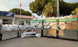 Piyasa değeri 50 milyon TL: Kaçak 20 binden fazla kıyafet ele geçirildi