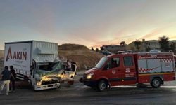 Uşak'ta itfaiye aracı ile kamyon çarpıştı: 1 ölü, 2 yaralı