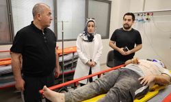 Vali Hatipoğlu hastanedeki yaralıları ziyaret etti