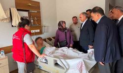 Vali Özkan'dan yaralı öğrencilere ziyaret