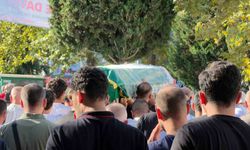 Yolun karşısına geçmek isterken canından olan genç kız son yolculuğuna uğurlandı