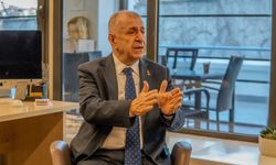 Ümit Özdağ’dan öğretmenlere çağrı: “Atatürk’ü ve Kurtuluş Savaşı’nı anlatmaya devam edin”