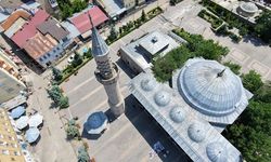 450 yıl önce minareyi diktiler, camiyi sonradan eklediler