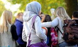 Avusturya’da başörtüsü yasağı başladı