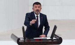 Veli Ağbaba program sırasında rahatsızlandı: Hastaneye sevk edildi