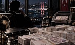 Finans çevreleri şaşkın! Türkiye'deki hesabından 1 gecede 45 milyar TL çekti
