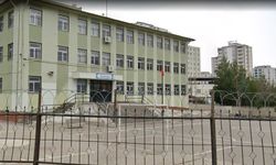 Manisa'da okula silahlı saldırı