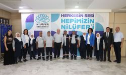 Bursa’da 12 belediye personeli okuryazarlık belgesi aldı