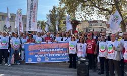 Emeklilerden Bursa’da “seyyanen zam” eylemi: “Hakkımızı istiyoruz”