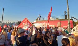 YENİ Parti'den Üsküdar mitingi: Yurttaşlar iradesine sahip çıkıyor