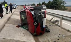 Karacabey-Bandırma yolunda feci kaza! Otomobil kanala uçtu, sürücü yaralandı