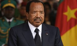 Kamerun lideri Biya kendi ülkesine döndü, sosyal medya bu ziyareti konuşuyor!