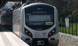 Marmaray'da bir kişi intihar etti