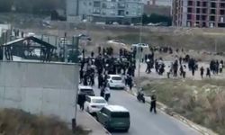 Esenyurt’ta lisede bıçaklı kavga: Çok sayıda ekip sevk edildi