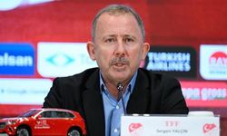 Milli Takım’da telefon krizi iddiası: Oyuncular Sergen Yalçın’a cevap vermiyor