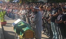 Fabrikada çatıdan düşen 28 yaşındaki işçi toprağa verildi
