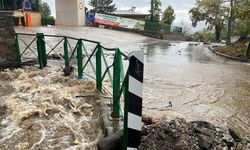 Bursa’da sağanak taşkına yol açtı! Cumalıkızık’ta köprü sulara gömüldü