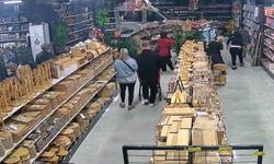 Bursa’da servis aracı mağazaya daldı: Müşteriler neye uğradığını şaşırdı