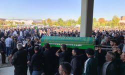 Bursa’da 39 yaşında hayatını kaybeden iş yeri sahibi son yolculuğuna uğurlandı