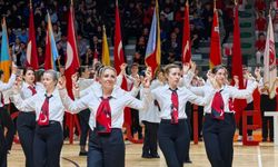 Cumhuriyet’in 103. yılında 103 öğretmen sahne aldı