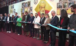 Yıldırım’da kültür sanat sezonu “Bir Adam Yaratmak” ile başladı