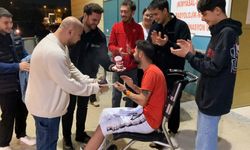 Bursa'da doğum günü kabusa döndü! Pastayı acilde kestiler