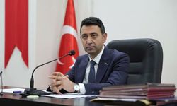 Bayraklı Belediye Başkanı İrfan Önal CHP’den istifa etti